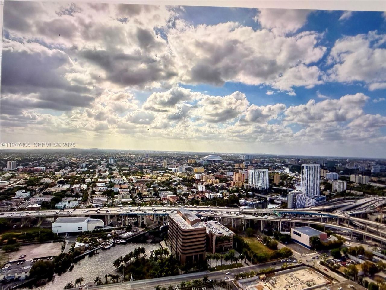 92 SW 3rd St, Unit 4309, Miami, FL 33130 Photo