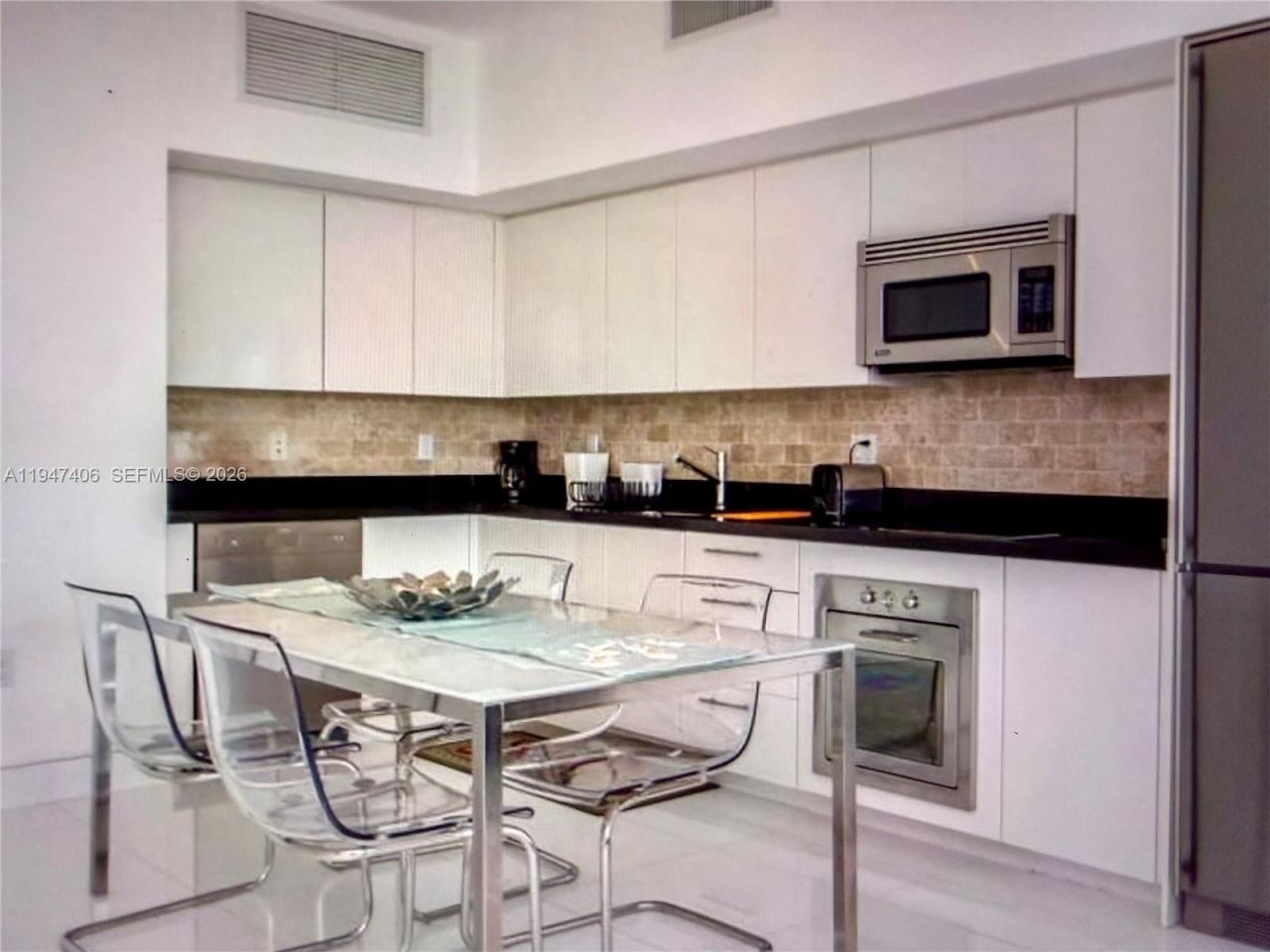 92 SW 3rd St, Unit 4309, Miami, FL 33130 Photo