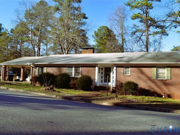 614 Walker Street, Chase City, VA 23924