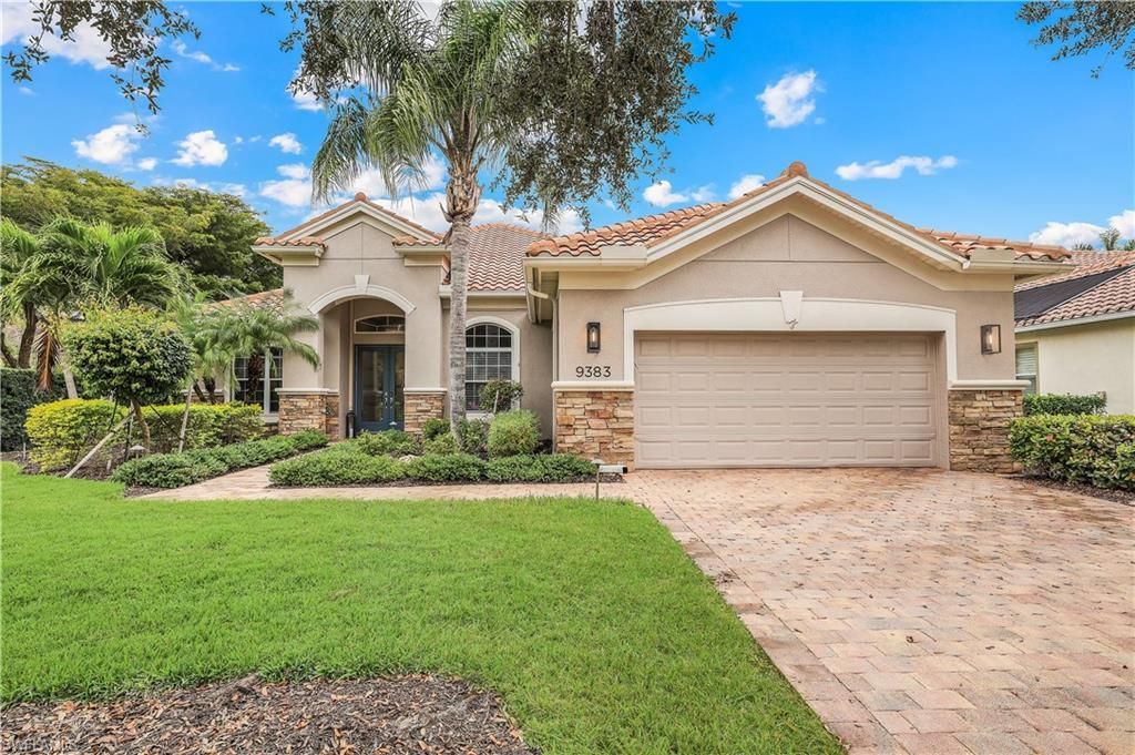 9383 Copper Rock Ct, Naples, FL 34120 Main Photo