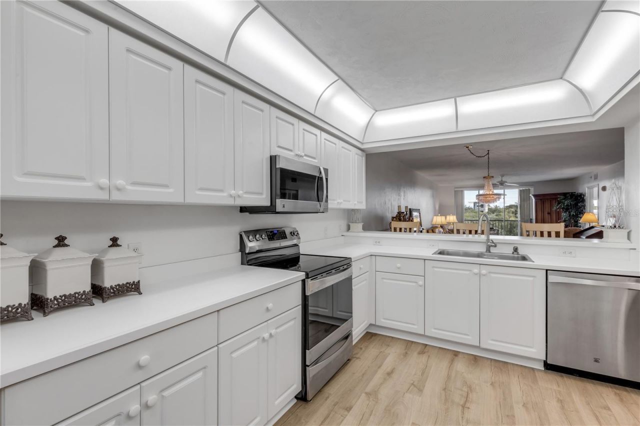 426 Bouchelle Drive, Unit 202, New Smyrna Beach, FL 32169 Photo