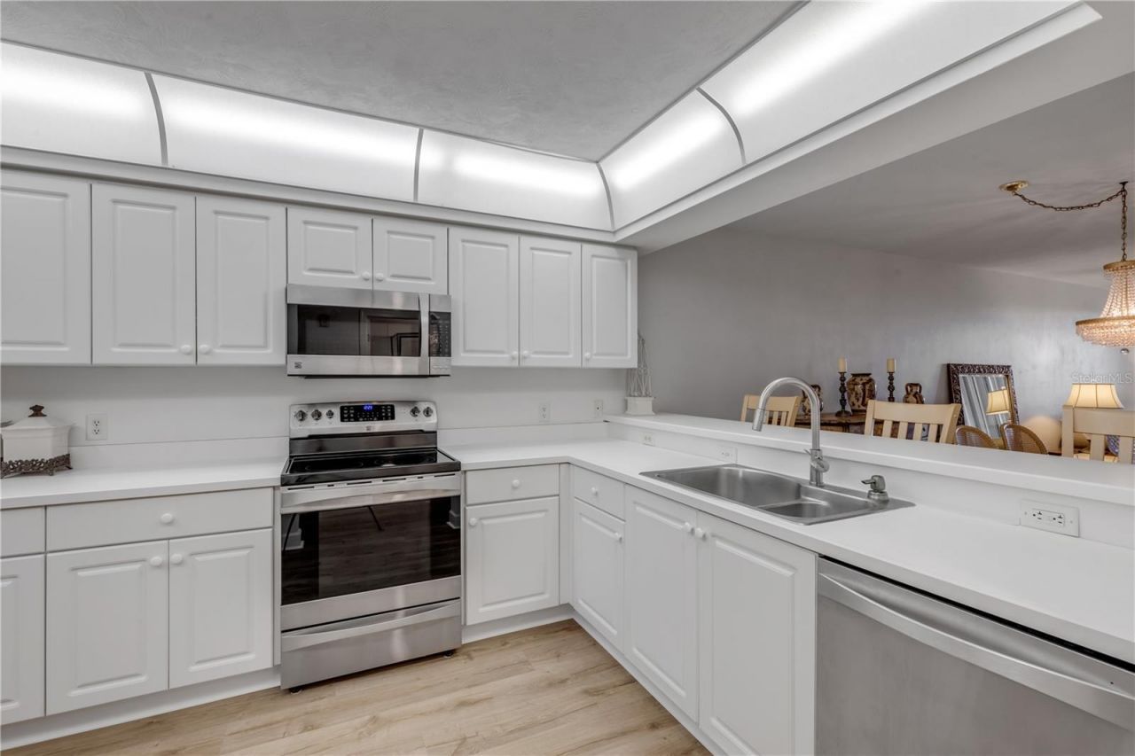 426 Bouchelle Drive, Unit 202, New Smyrna Beach, FL 32169 Photo