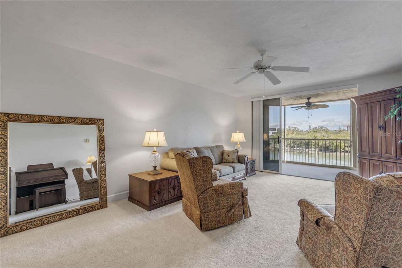 426 Bouchelle Drive, Unit 202, New Smyrna Beach, FL 32169 Photo