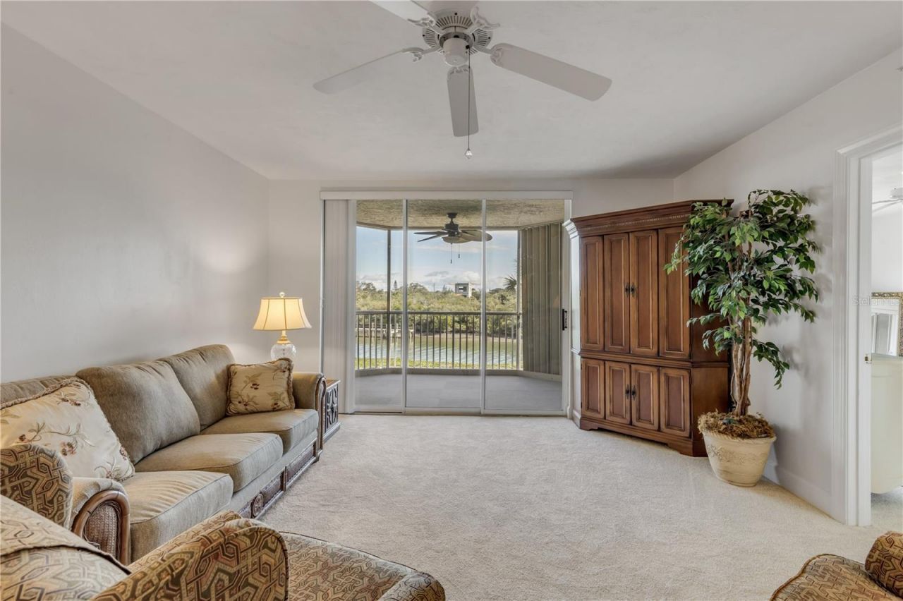 426 Bouchelle Drive, Unit 202, New Smyrna Beach, FL 32169 Photo