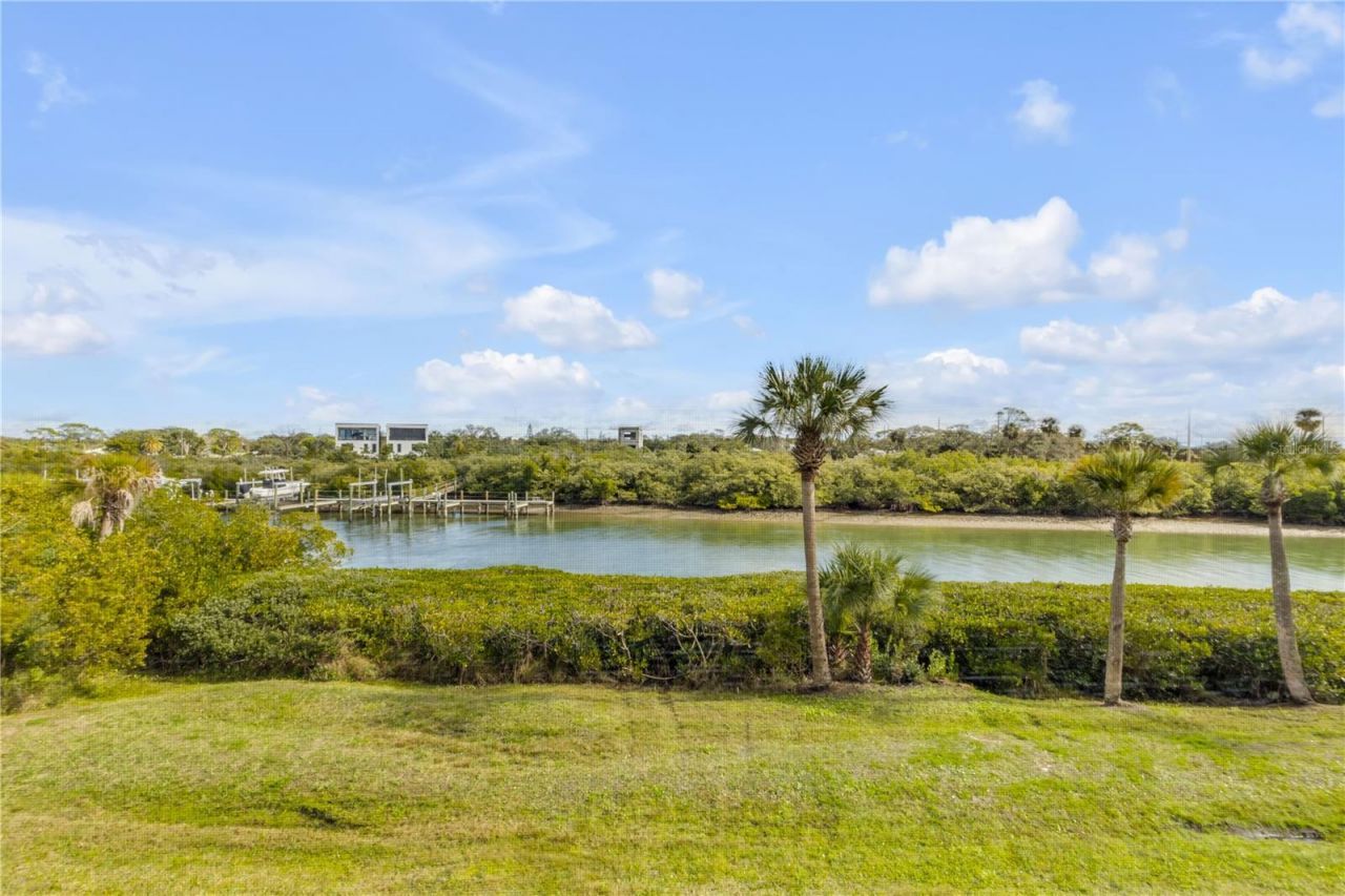 426 Bouchelle Drive, Unit 202, New Smyrna Beach, FL 32169 Photo