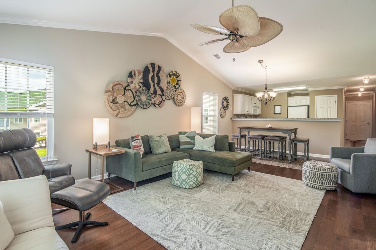 629 Blue Stem Dr. Photo 6