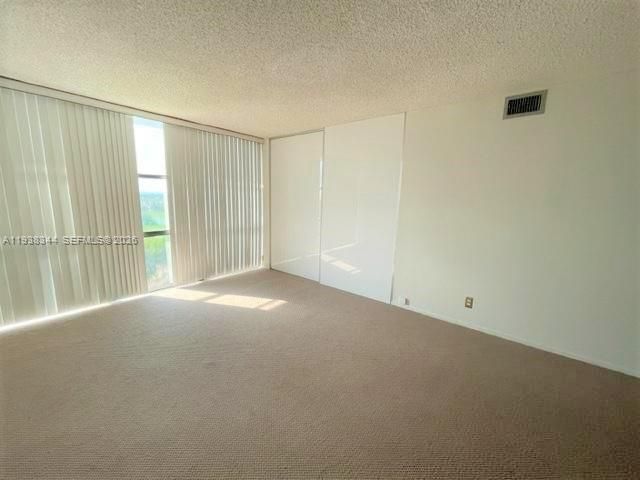 1000 Parkview Dr, Unit 1023, Hallandale Beach, FL 33009 Photo