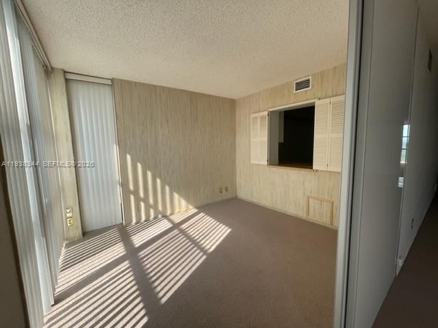 1000 Parkview Dr, Unit 1023, Hallandale Beach, FL 33009 Photo