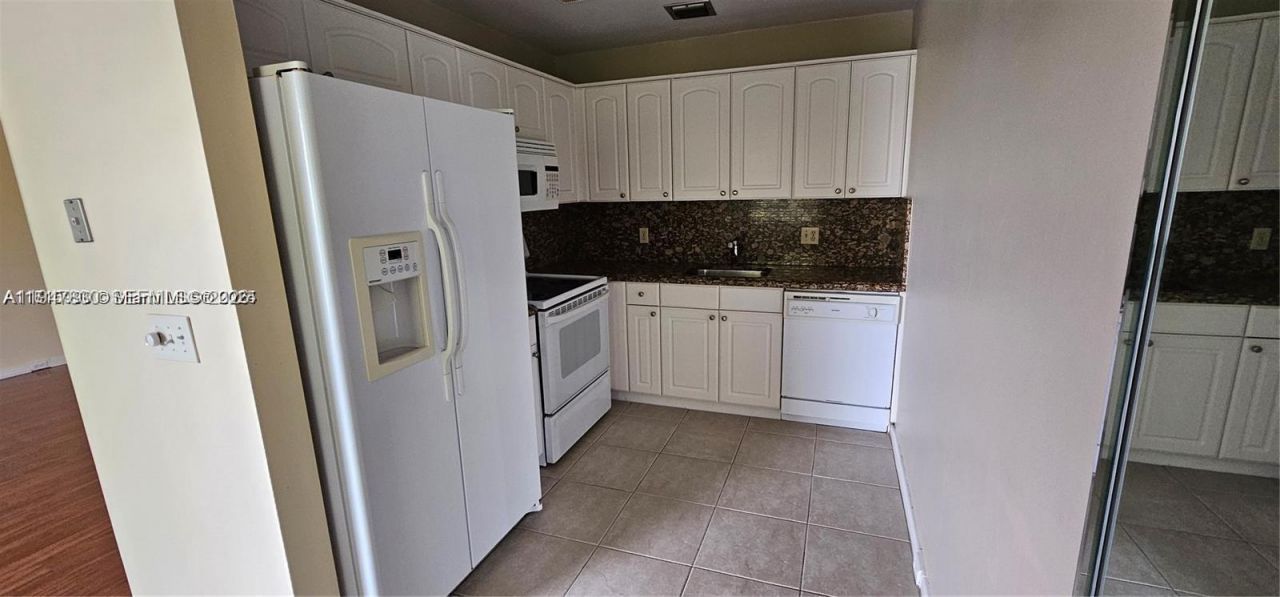 251 SW 132nd Way, Unit 417H, Pembroke Pines, FL 33027 Photo