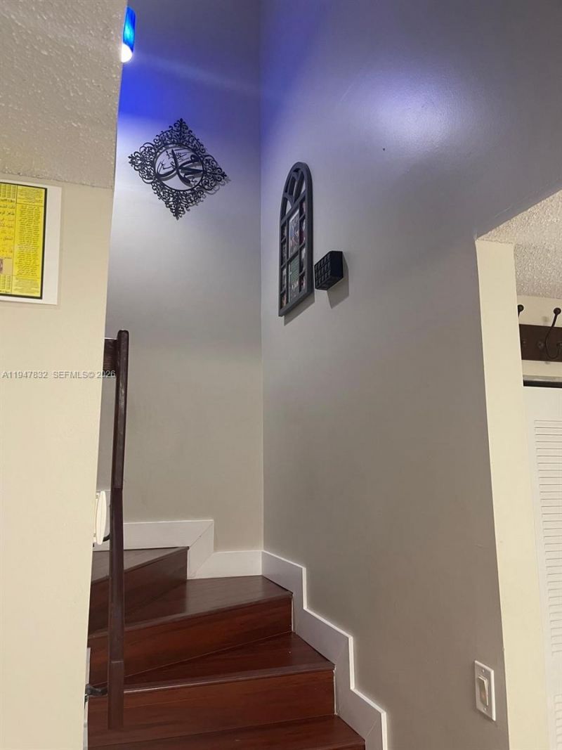 1177 NW 98th Ter , Unit 132, Pembroke Pines, FL 33024 Photo