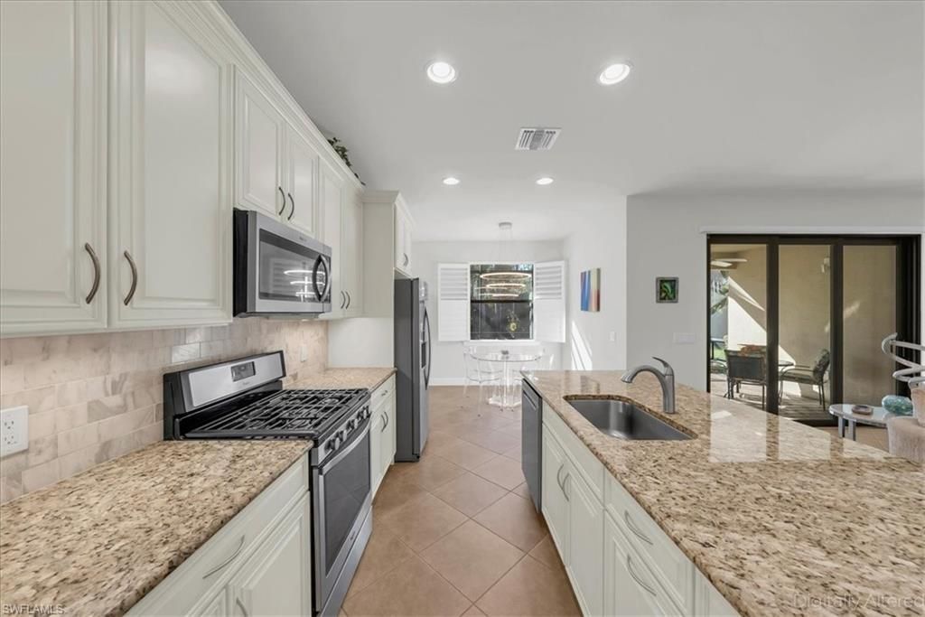 16367 Halberry Ln, Naples, FL 34110 Photo
