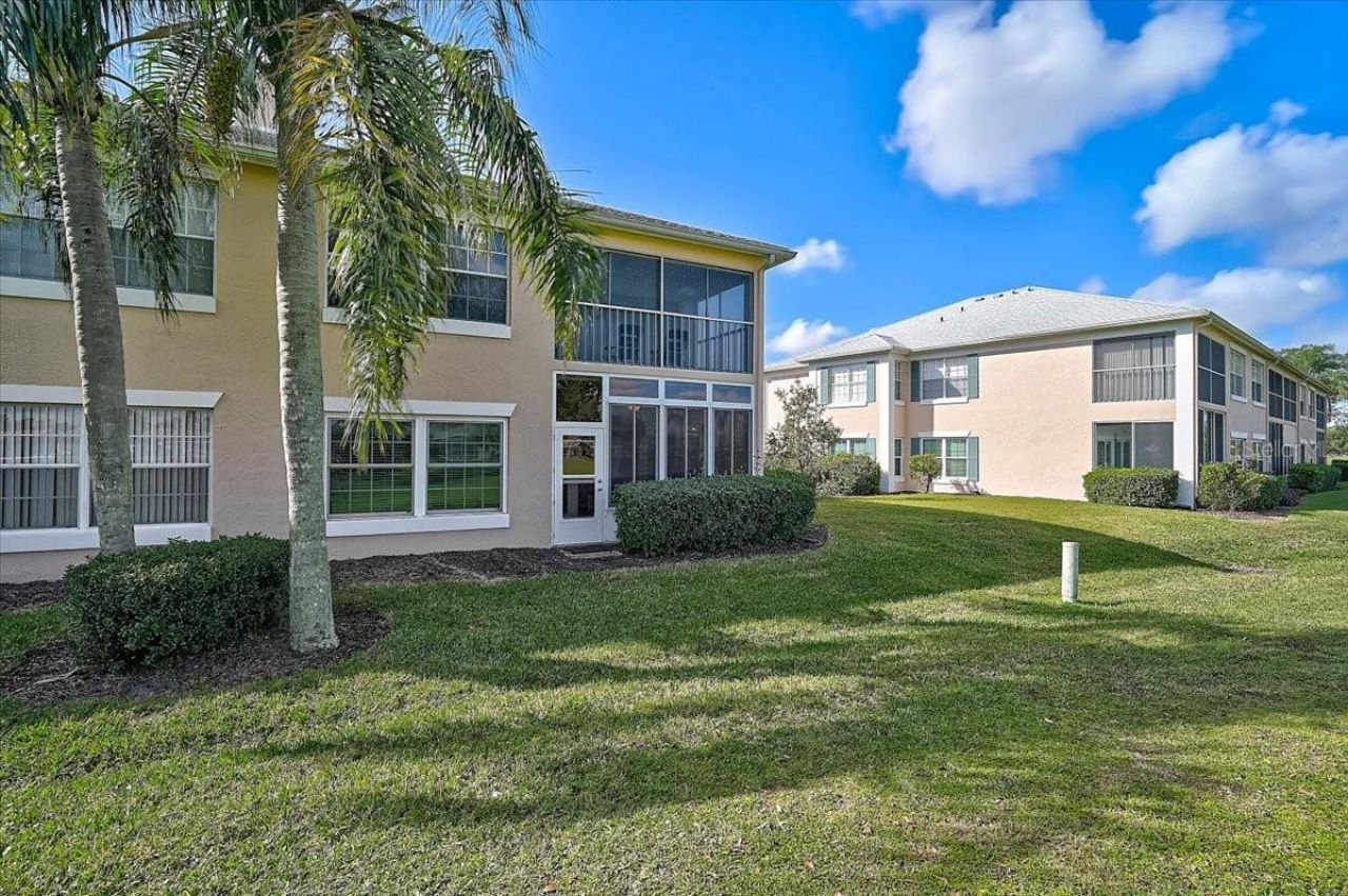 4706 Sand Trap Street Circle E, Unit 101, Bradenton, FL 34203 Photo
