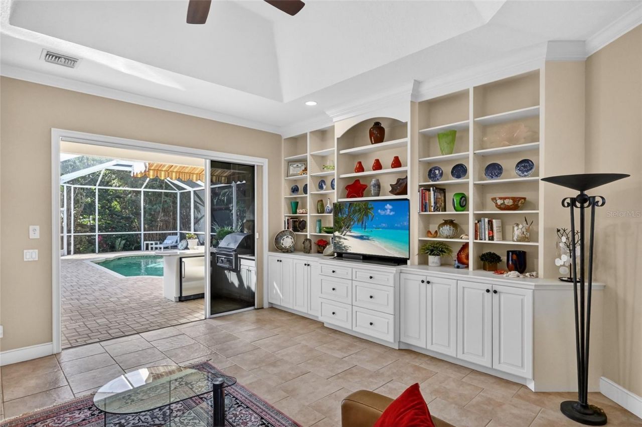 404 Partridge Circle, Sarasota, FL 34236 Photo