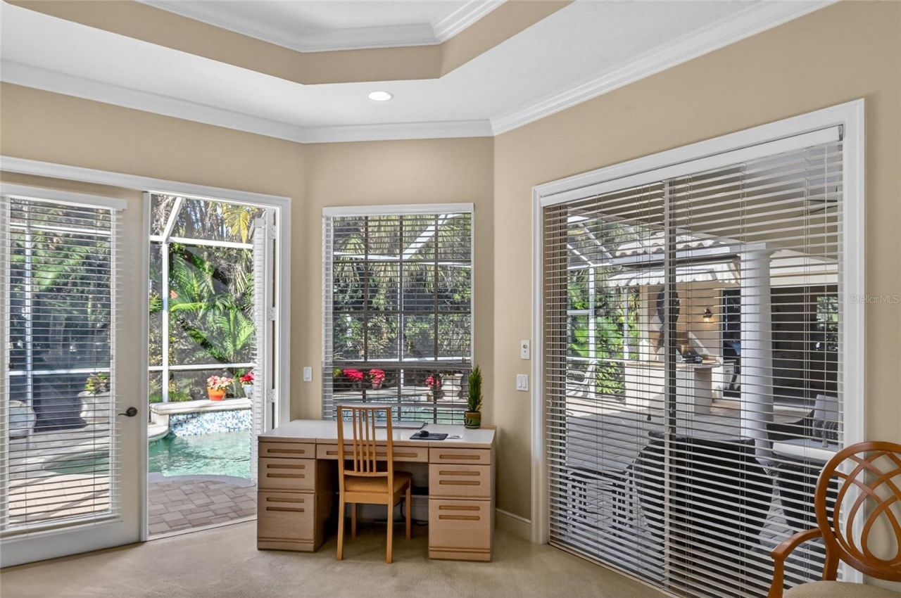 404 Partridge Circle, Sarasota, FL 34236 Photo