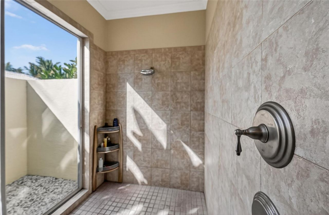 404 Partridge Circle, Sarasota, FL 34236 Photo