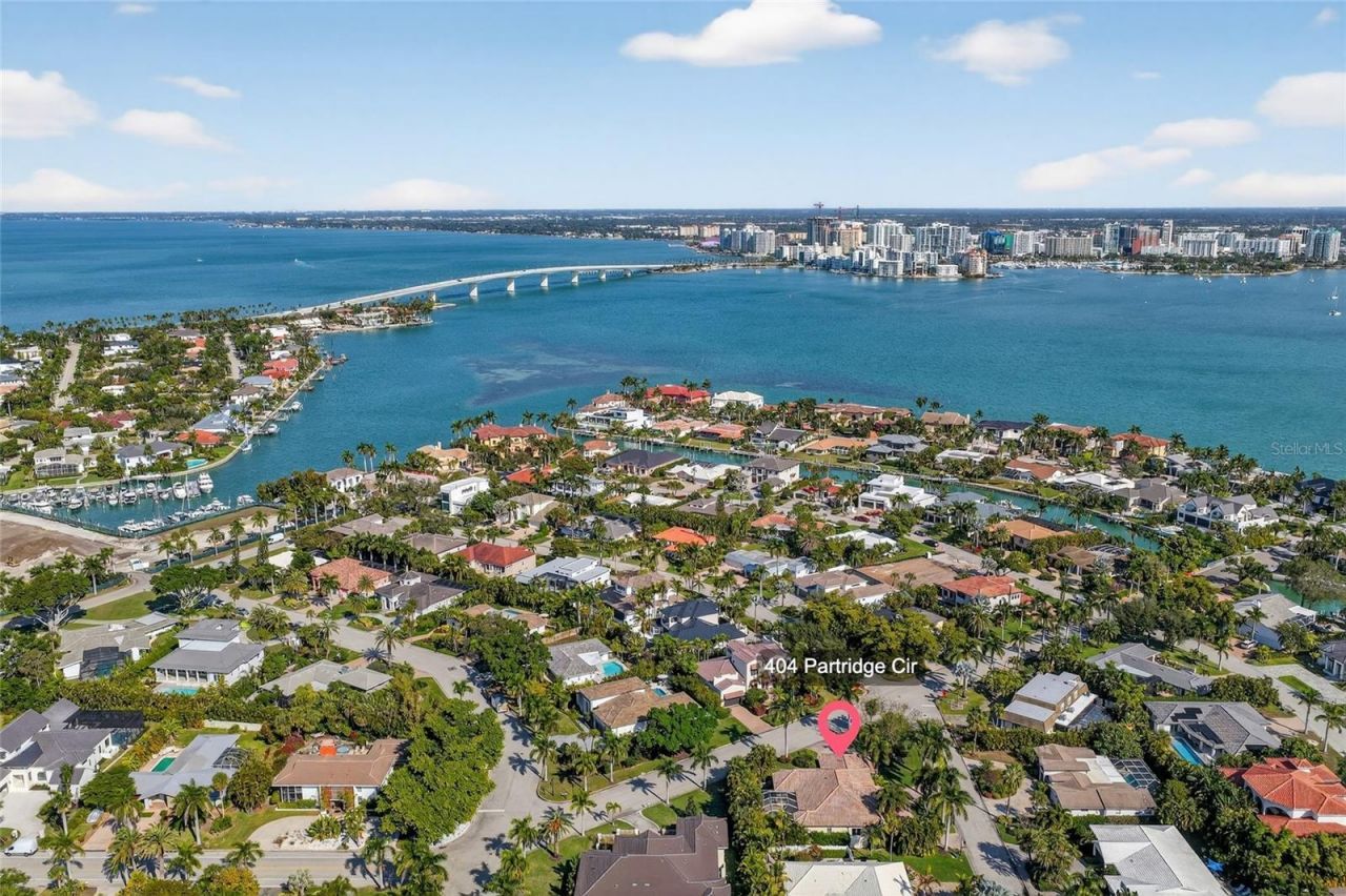 404 Partridge Circle, Sarasota, FL 34236 Photo