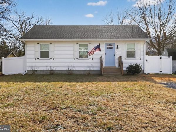 423 CYPRESS STREET, MILLINGTON, MD 21651