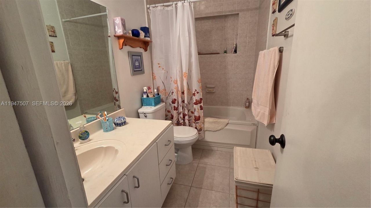 11933 SW 196th Ter, Miami, FL 33177 Photo