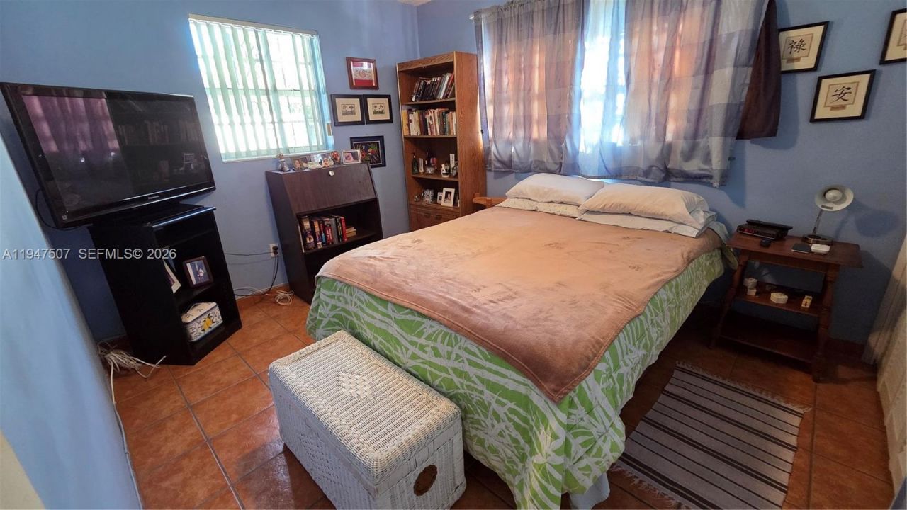 11933 SW 196th Ter, Miami, FL 33177 Photo