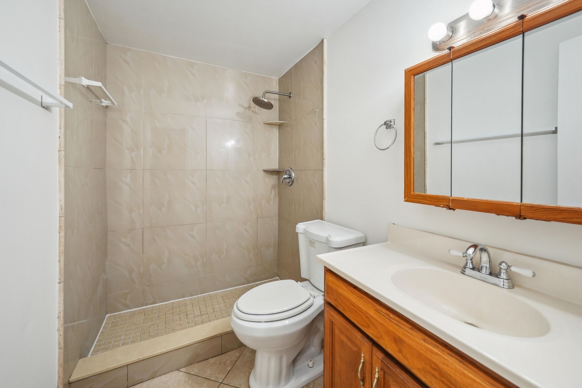 2878 Donnelly Drive, Unit 106, Lake Worth, FL 33462 Photo
