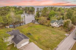 111 Jacks Lane photo 4