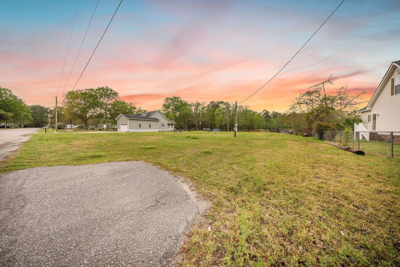 111 Jacks Lane Photo 21