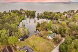 111 Jacks Lane photo 4