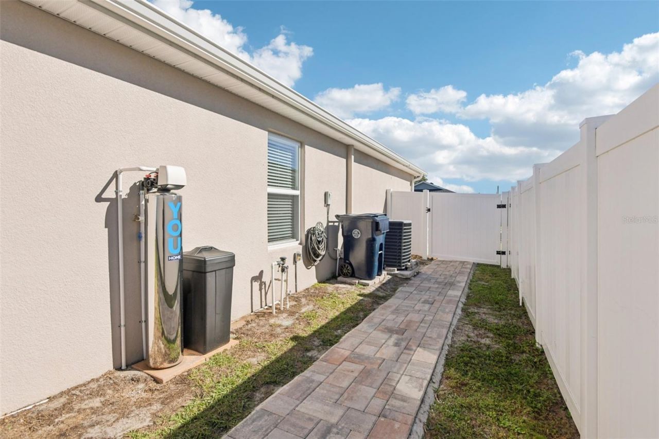 523 Valentina Lane, Auburndale, FL 33823 Photo