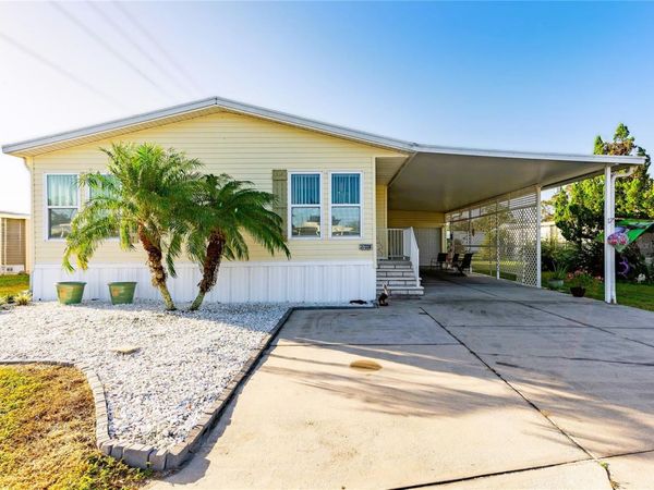 37338 SANDRA AVENUE, ZEPHYRHILLS, FL 33542