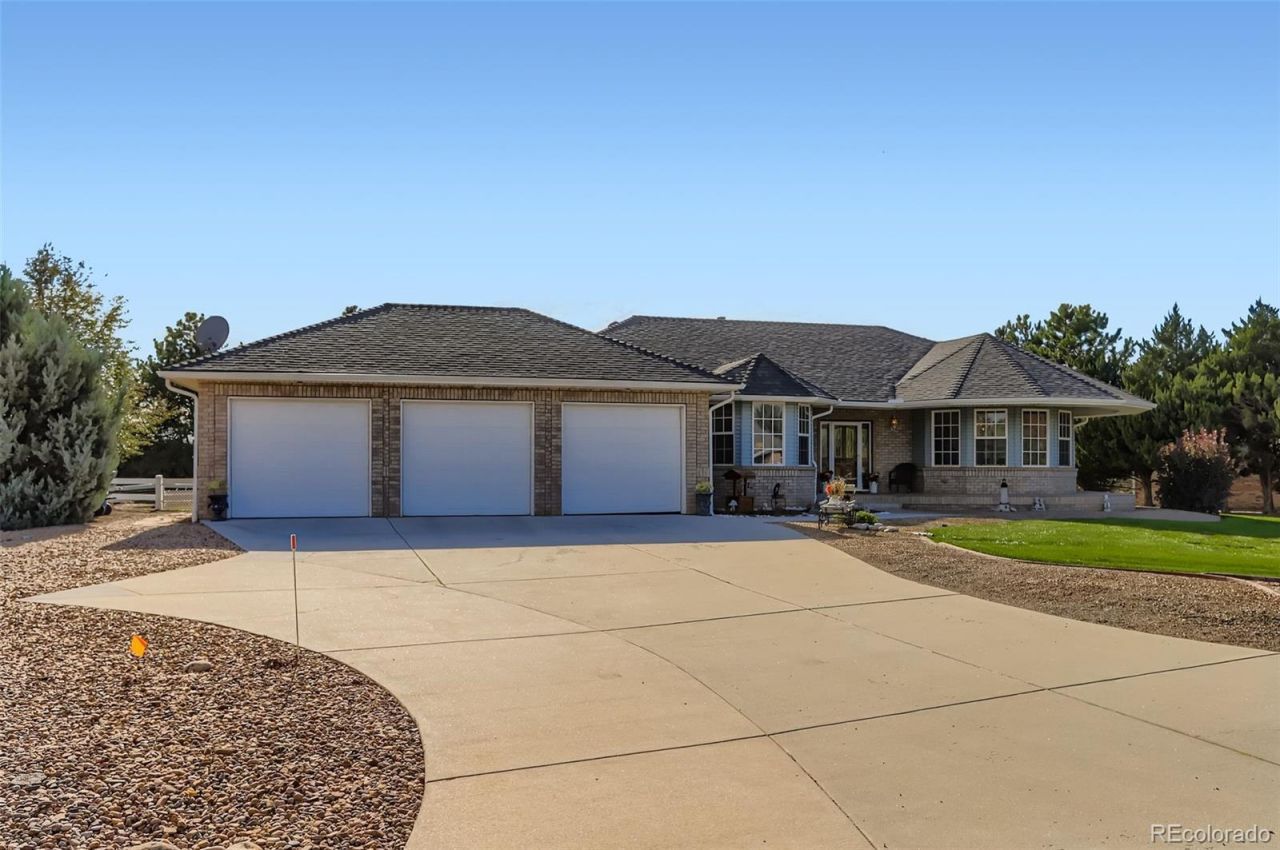 204 Grand View Circle, Mead, CO 80542 Main Photo