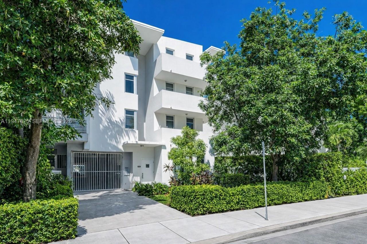 1532 Drexel Ave, Unit 303, Miami Beach, FL 33139 Photo