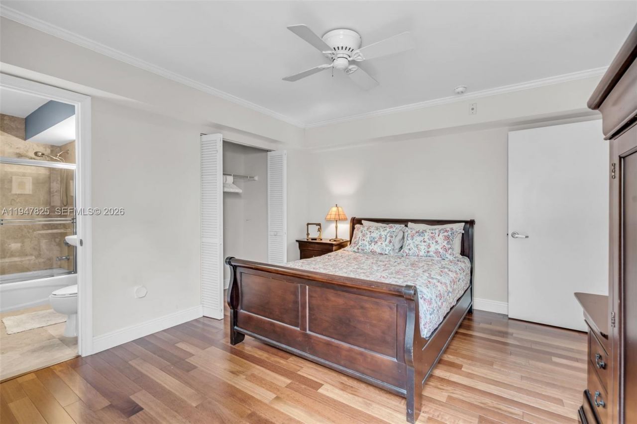 1532 Drexel Ave, Unit 303, Miami Beach, FL 33139 Photo