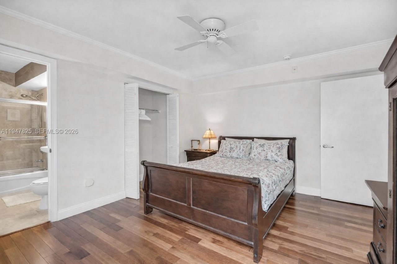 1532 Drexel Ave, Unit 303, Miami Beach, FL 33139 Photo