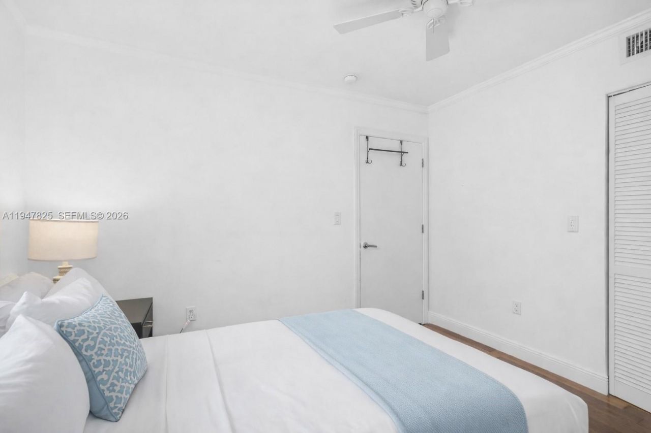 1532 Drexel Ave, Unit 303, Miami Beach, FL 33139 Photo