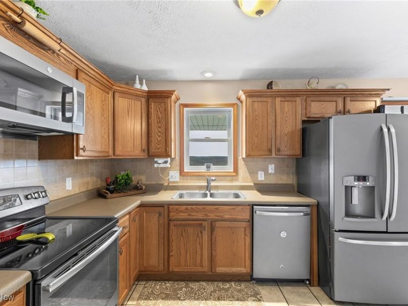 7875 State Route 151, Rayland, OH 43943 Photo 10