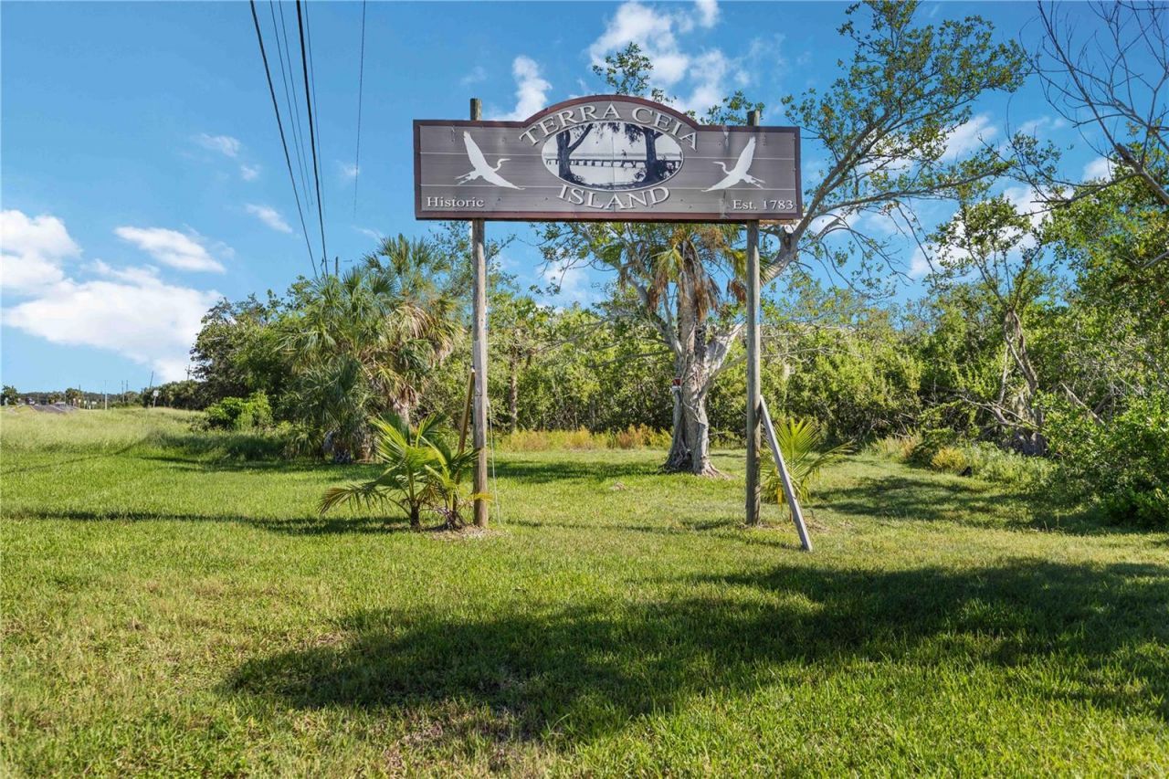 1470 Bayshore Drive, Terra Ceia, FL 34250 Photo