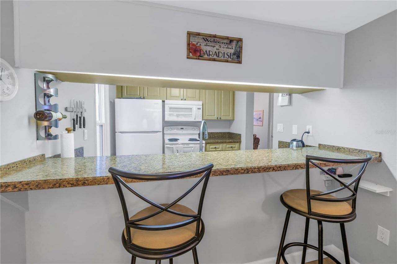 3710 41st Way S, Unit D, Saint Petersburg, FL 33711 Photo