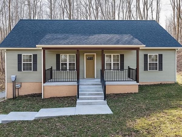 1875 Rocky Hollow Rd , Erin, TN 37061