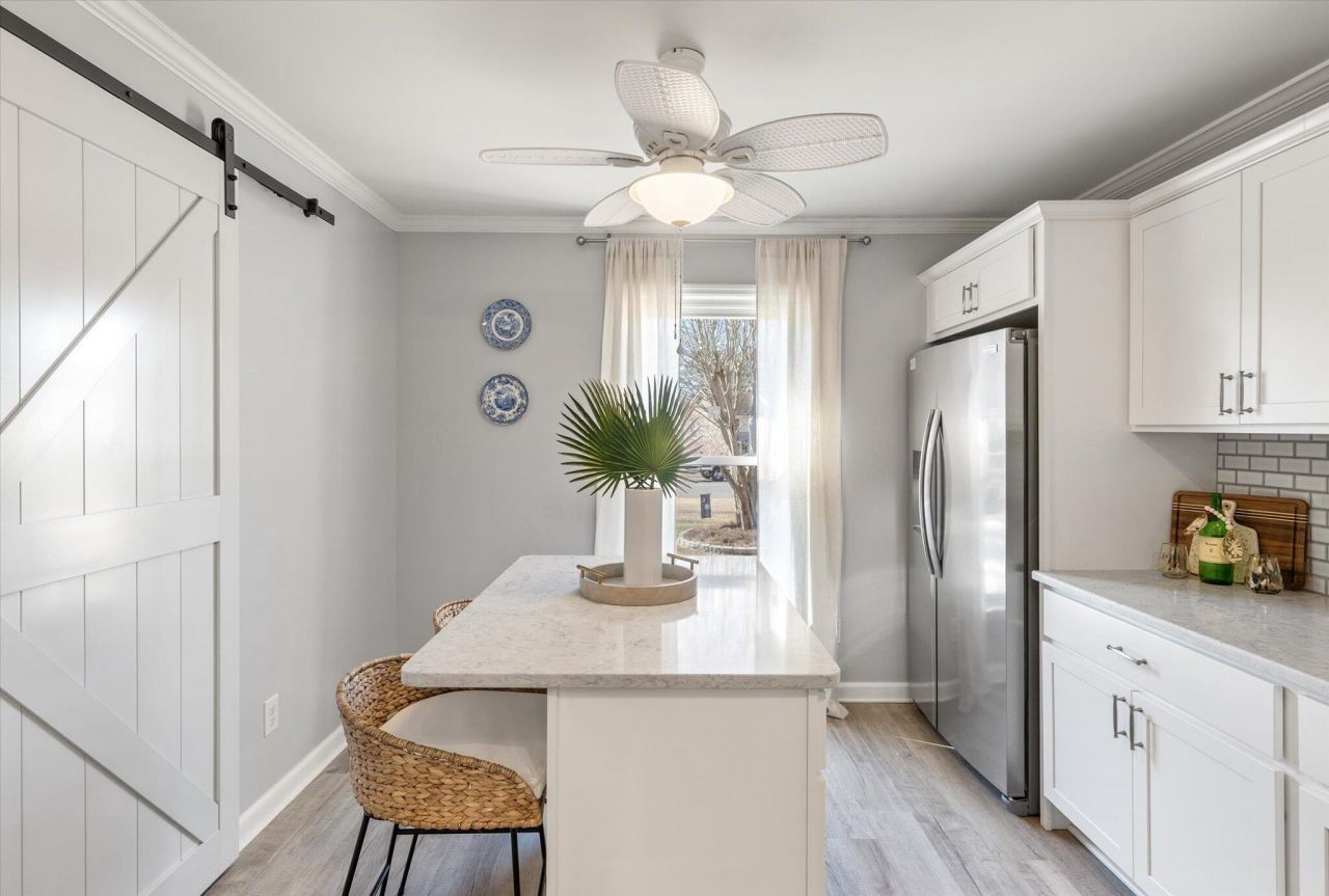 102 Ellen Court Photo 20