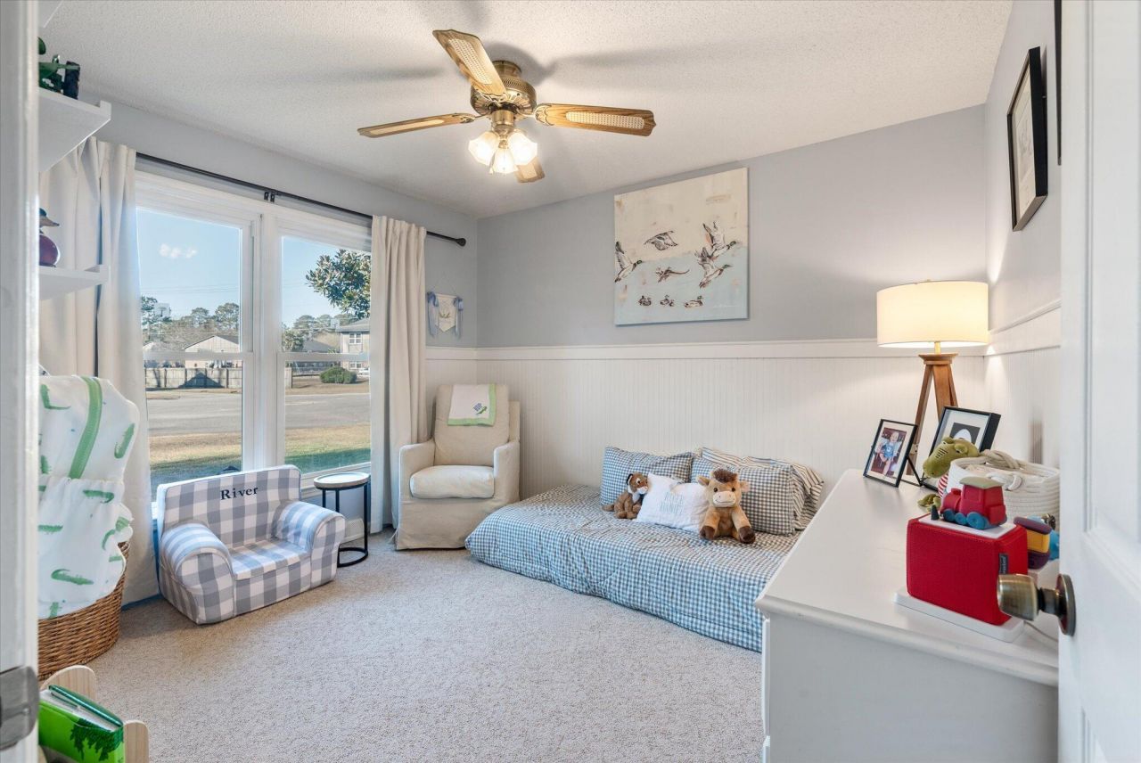 102 Ellen Court Photo 27