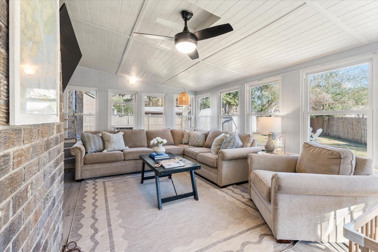 102 Ellen Court Photo 29