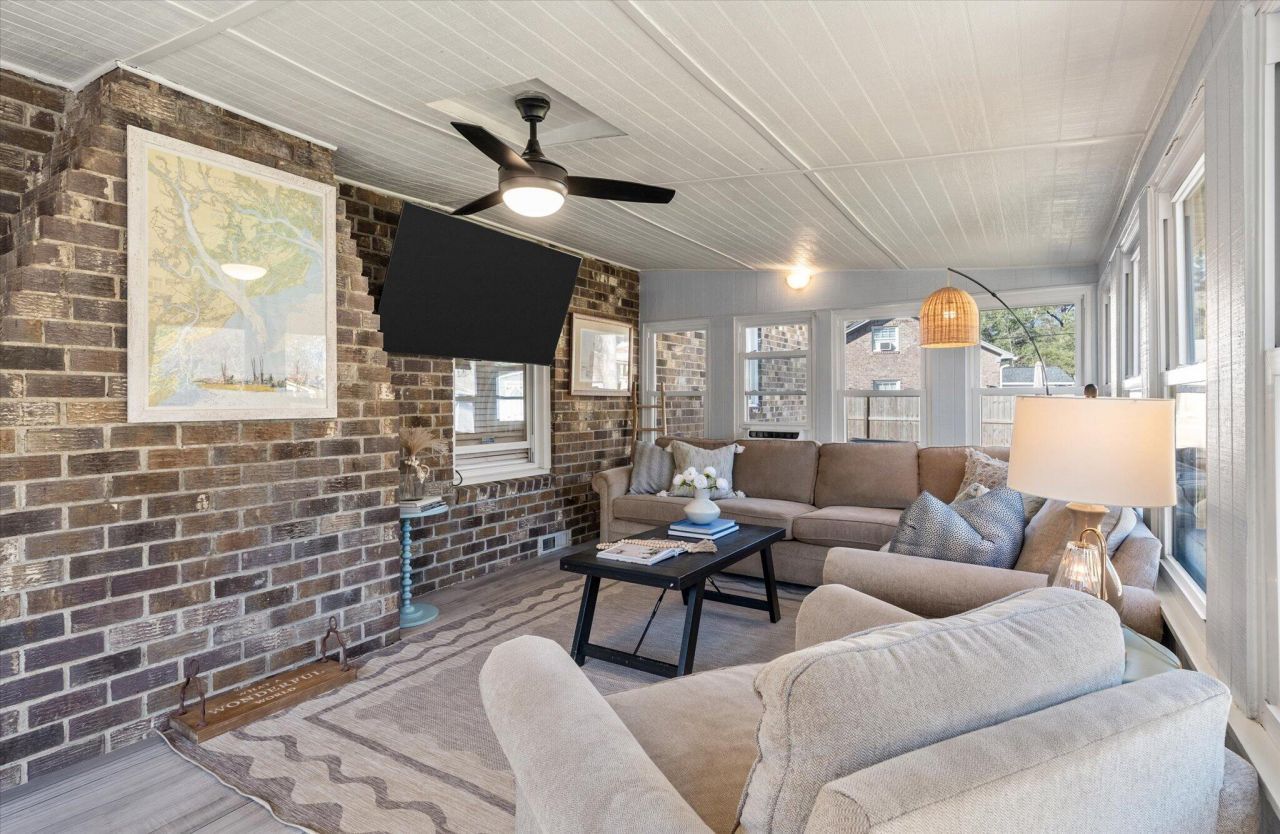 102 Ellen Court Photo 30