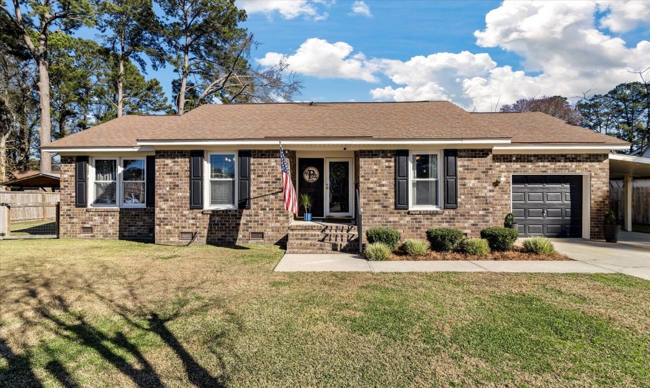 102 Ellen Court Photo 41