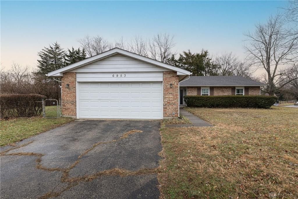 6953 Union Schoolhouse Road, Dayton, OH 45424 Main Photo