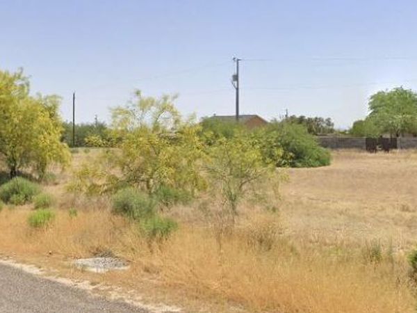 3825 N ZAPOTEC Avenue, Unit 20, Eloy, AZ 85131