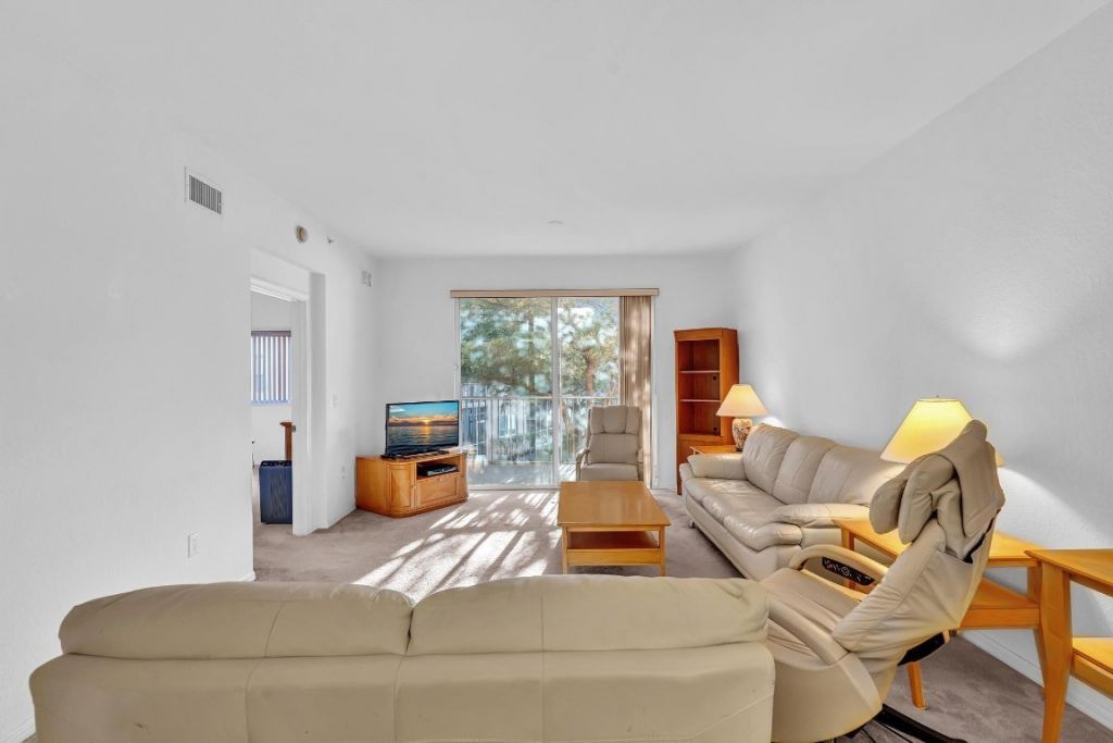 7735 Yardley Drive, Unit 201, Tamarac, FL 33321 Photo