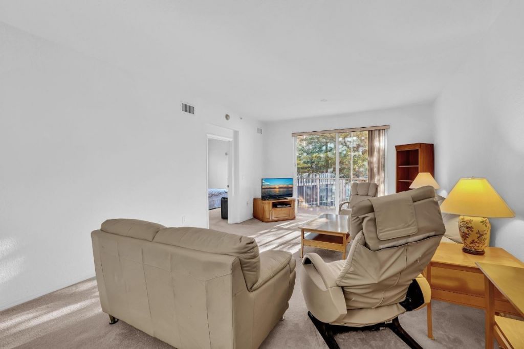 7735 Yardley Drive, Unit 201, Tamarac, FL 33321 Photo