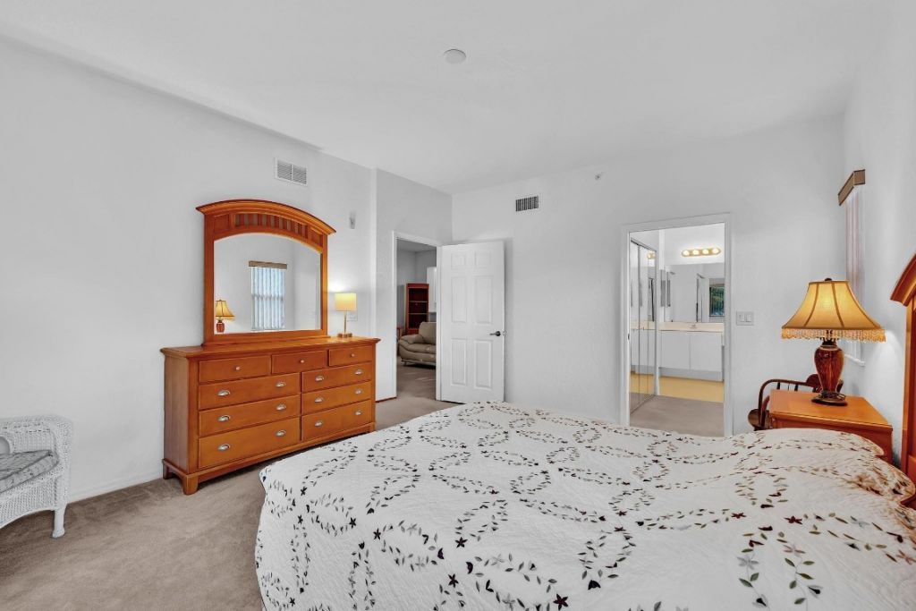 7735 Yardley Drive, Unit 201, Tamarac, FL 33321 Photo