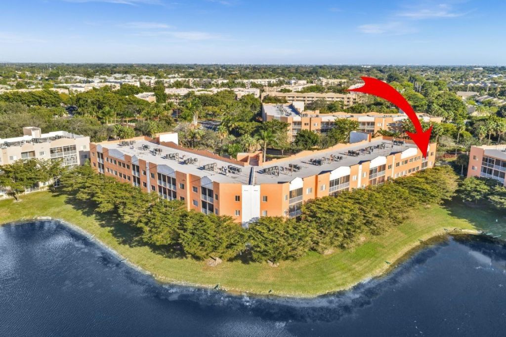 7735 Yardley Drive, Unit 201, Tamarac, FL 33321 Photo