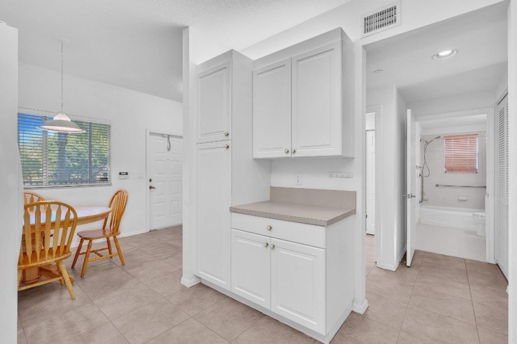 7735 Yardley Drive, Unit 201, Tamarac, FL 33321 Photo